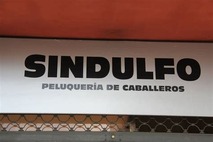 Sindulfo Peluqueros Logo